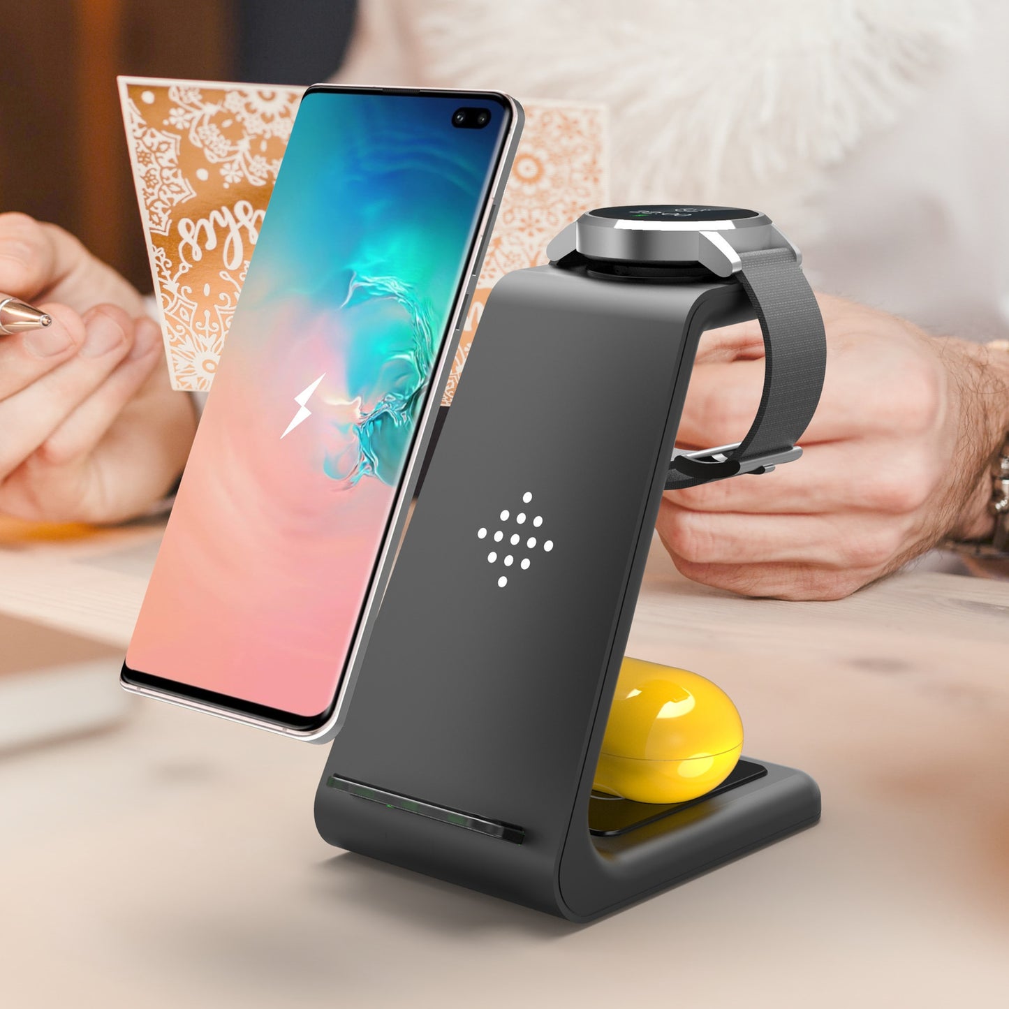 3-in-1 Fast Wireless Charging Station