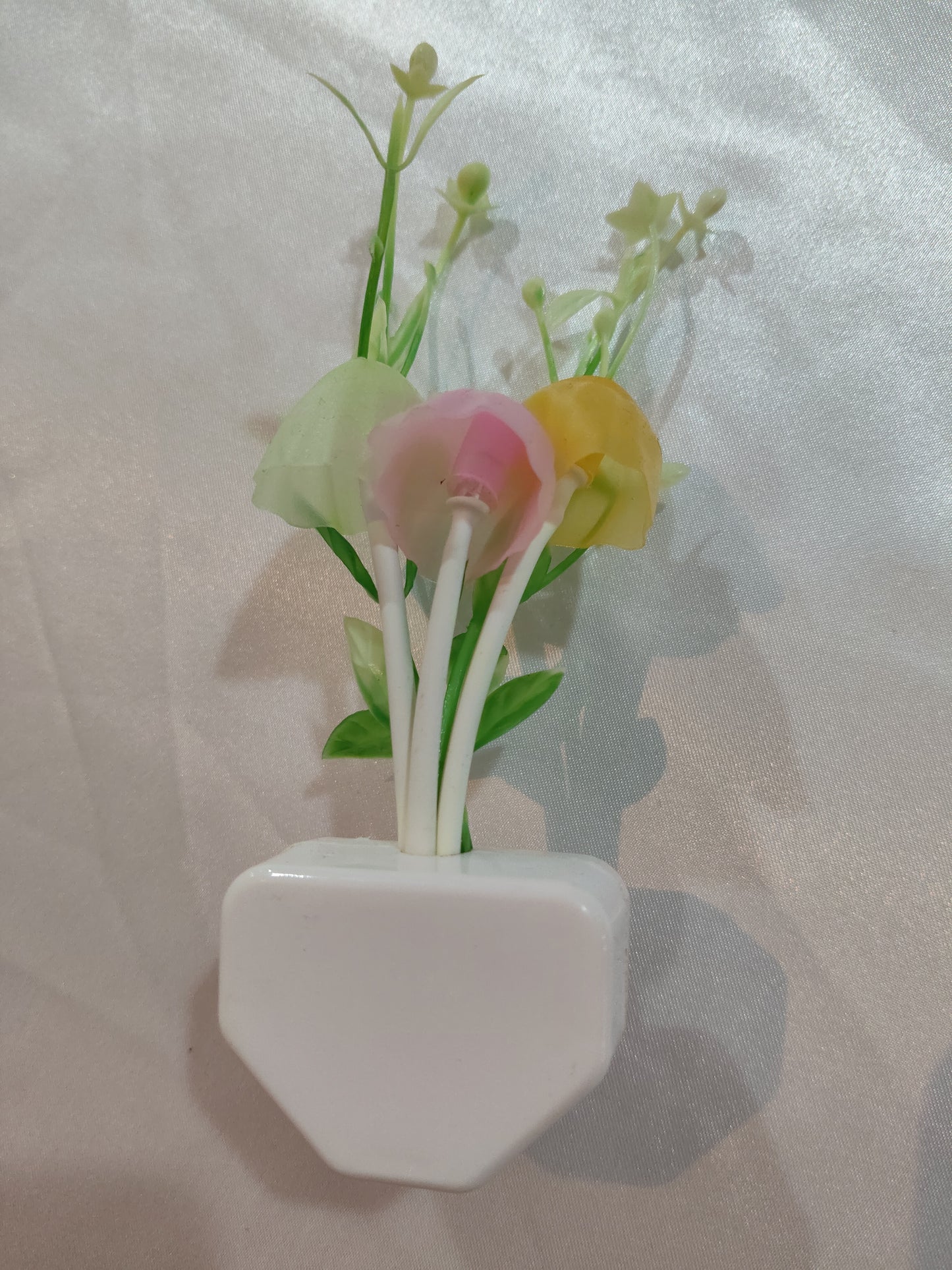 Color-Changing Mushroom LED Lamp