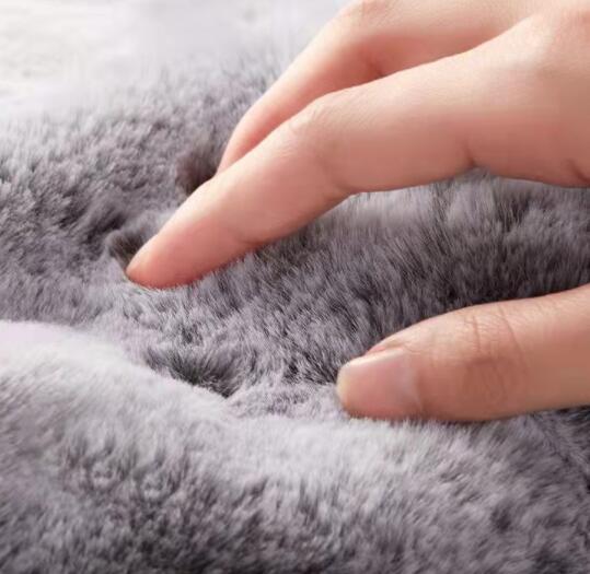 QuickHeat Foot Warmer – Instant Comfort for Cold Feet
