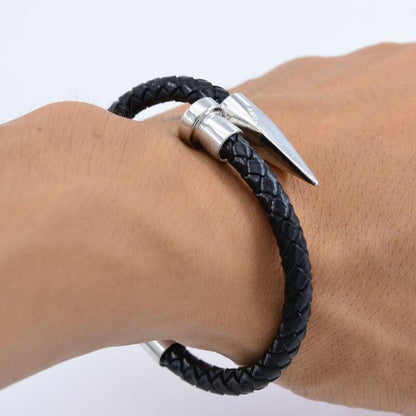 Stylish Leather Bracelet: Magnetic Clasp Gift